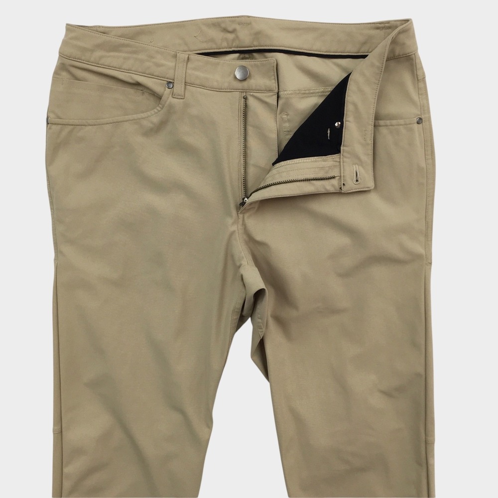 Lululemon ABC Pant Slim Fit Warpstreme Khaki Tan Mens Size 32 Casual Trousers